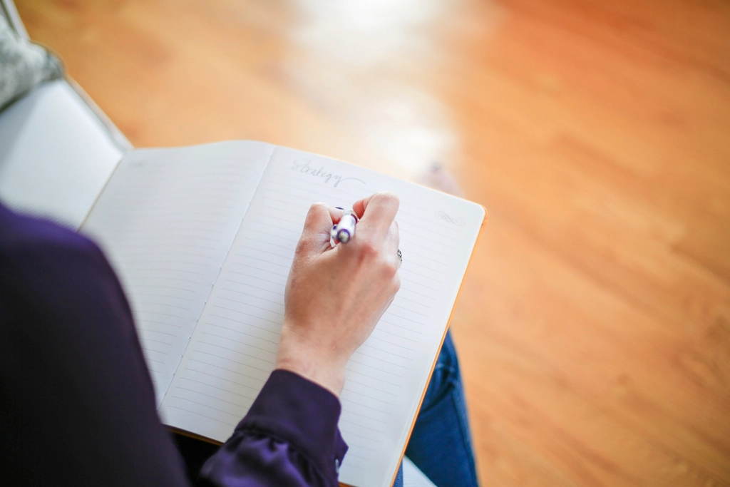 Free close hand writing notes